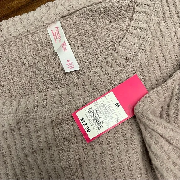 *MUST GO MAKE AN OFFER* Xhilaration spiaggia tan tank size medium - Picture 4 of 5